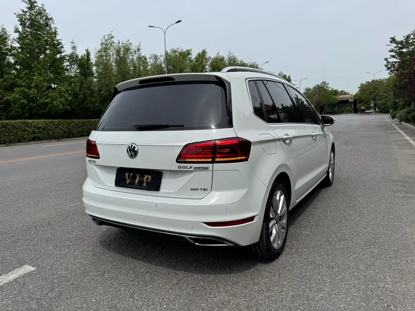 Volkswagen Golf Sportsvan 2019 280TSI Automatic Voyager China V фото 27