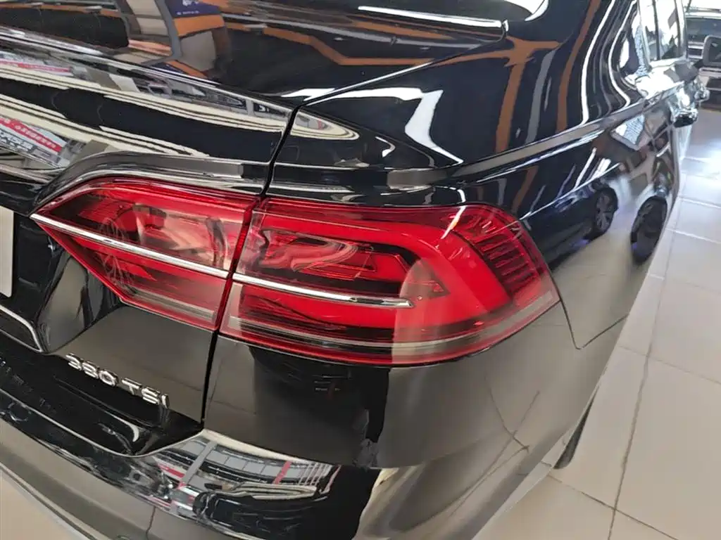 Volkswagen Phideon 2021 380TSI Premium Edition фото 8