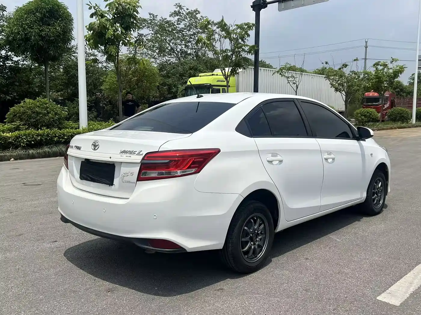 Toyota YARiS L Zhi Xiang 2017 1.3E Manual Charming Edition фото 7