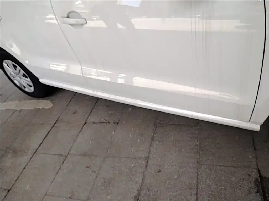 Volkswagen Polo 2016 1.4L Automatic Trend фото 21