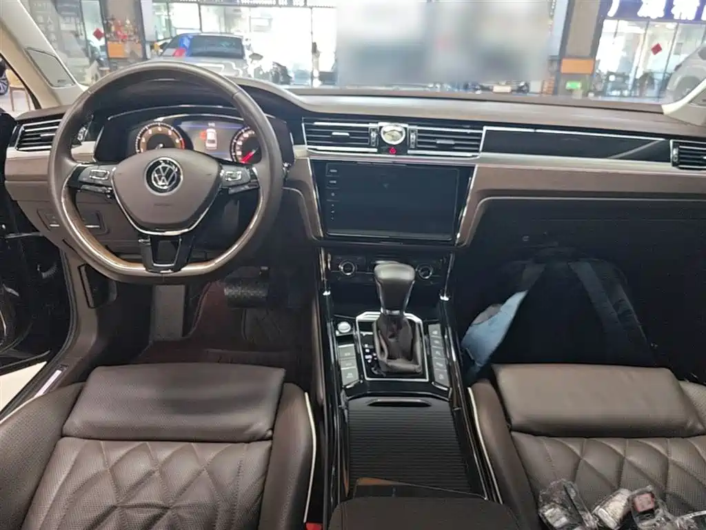 Volkswagen Phideon 2021 380TSI Premium Edition фото 10
