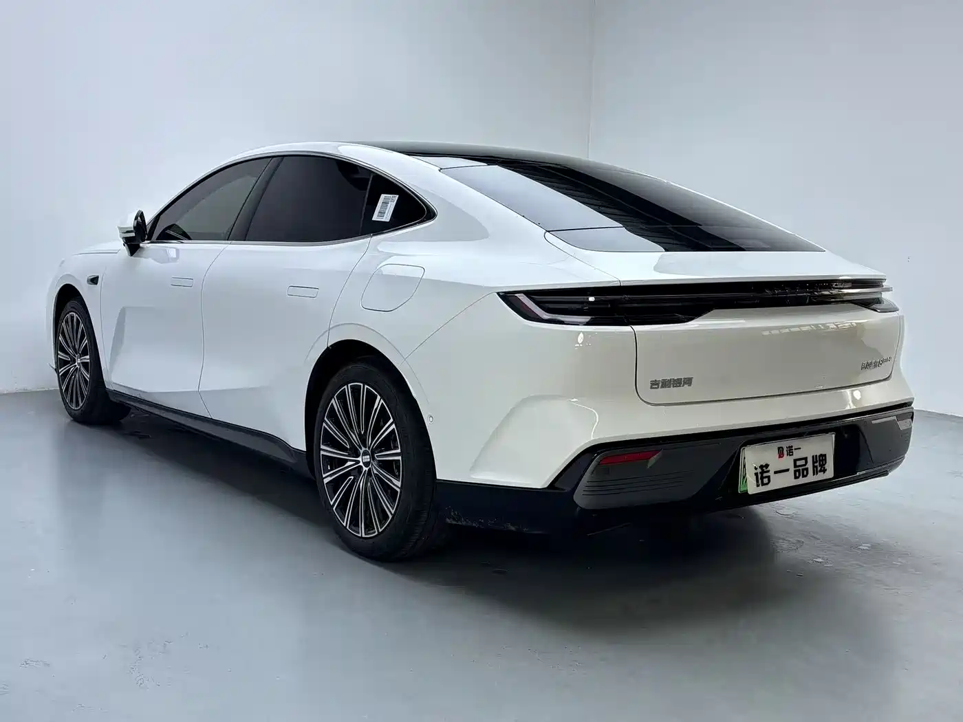 GEELY GALAXY GALAXY SPARKLE 8