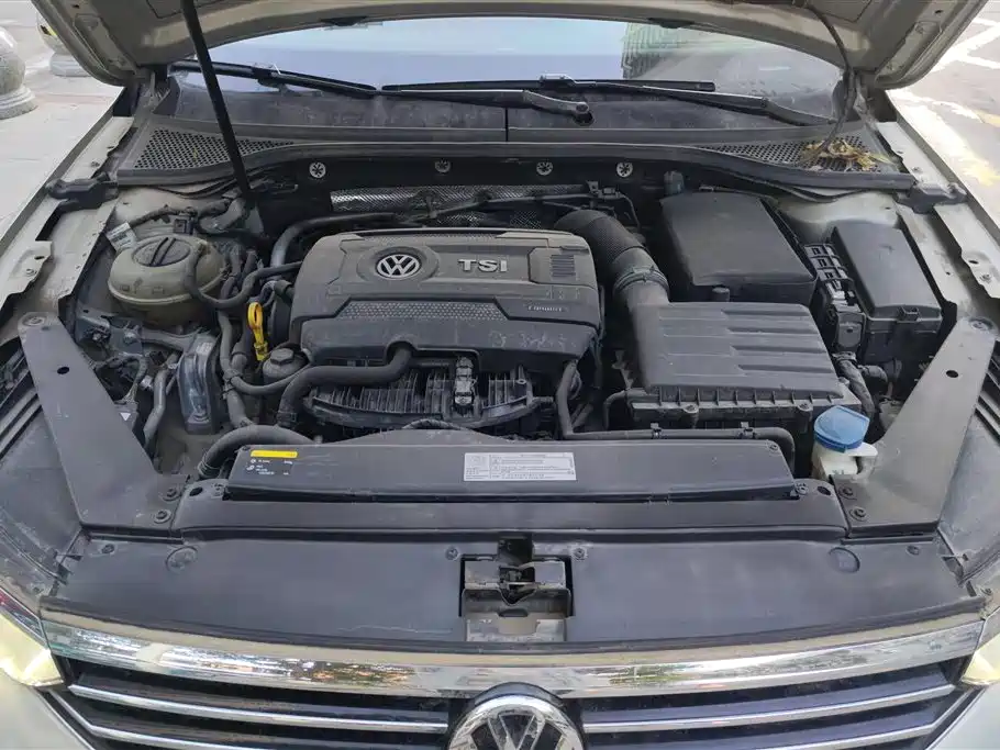 Volkswagen Magotan 2017 330TSI DSG Luxury фото 10