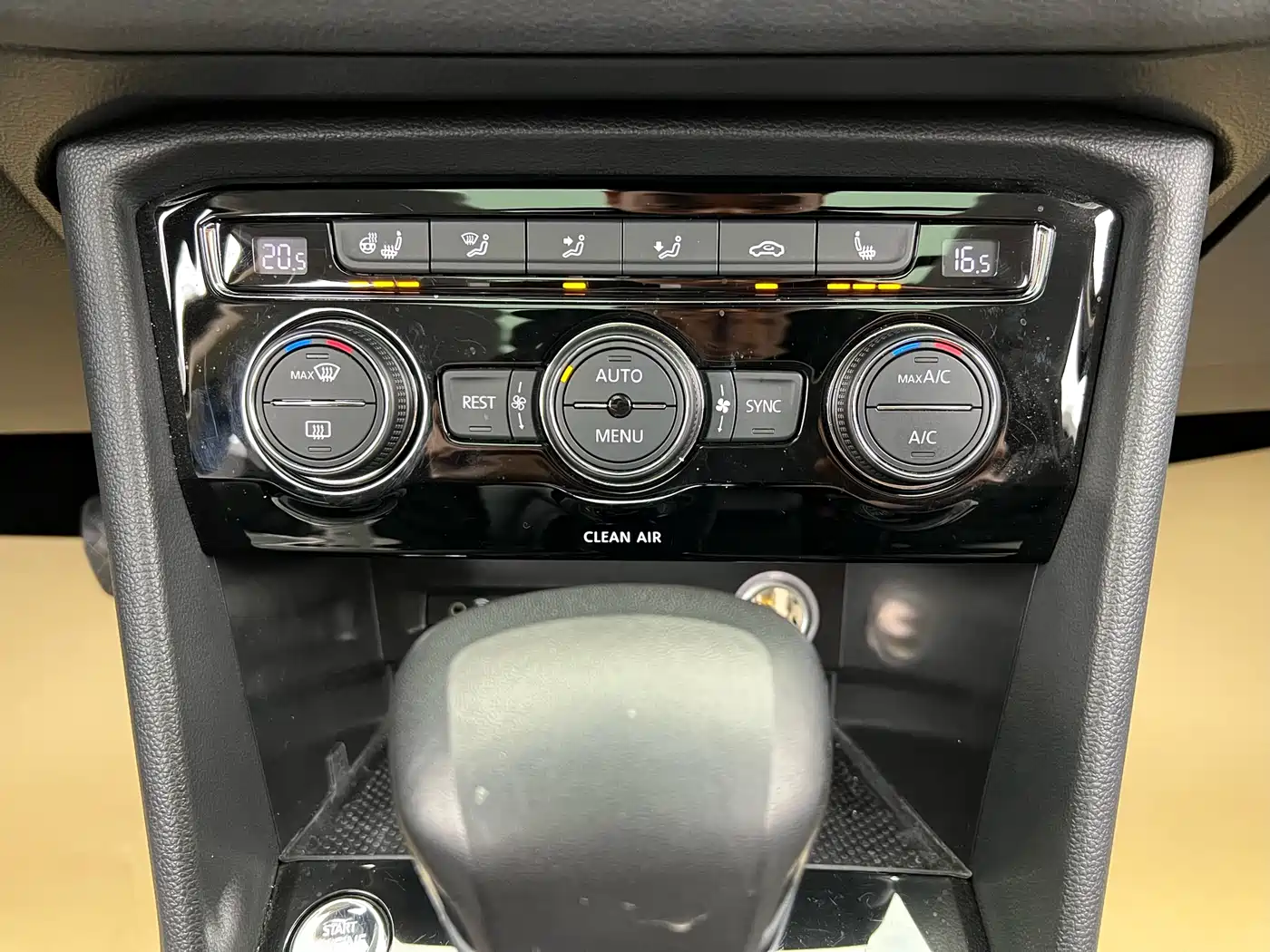 Volkswagen Tiguan L 2017 330TSI Automatic 2WD Flagship Edition фото 14