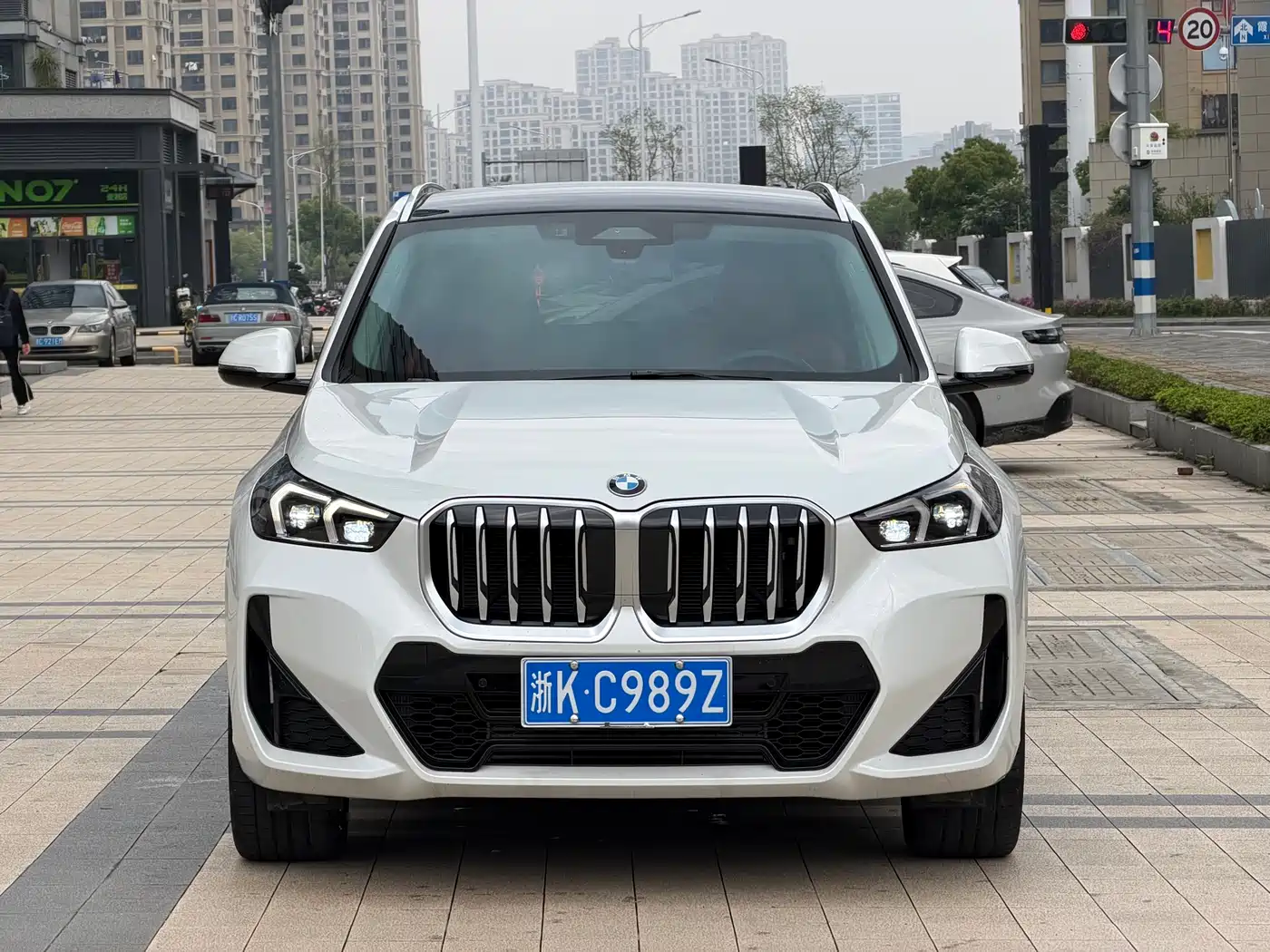 BMW X1 2023 sDrive25Li M Sport Package фото 2