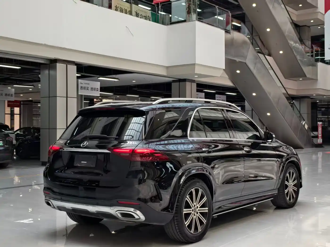 Mercedes-Benz GLE 2024 GLE 350 4MATIC Fashion фото 7