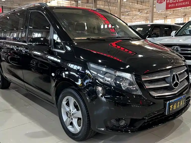 Mercedes-Benz Vito 2020 2.0T Business Edition (7-seater) фото 3