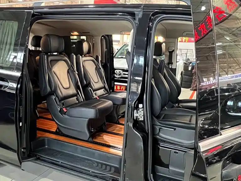 Mercedes-Benz Vito 2020 2.0T Business Edition (7-seater) фото 17