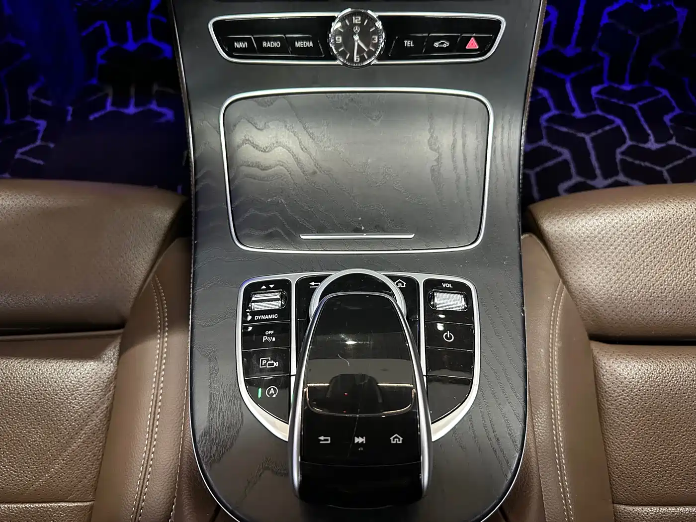 Mercedes-Benz E-Class 2018 Facelift E 200 L Sport фото 12