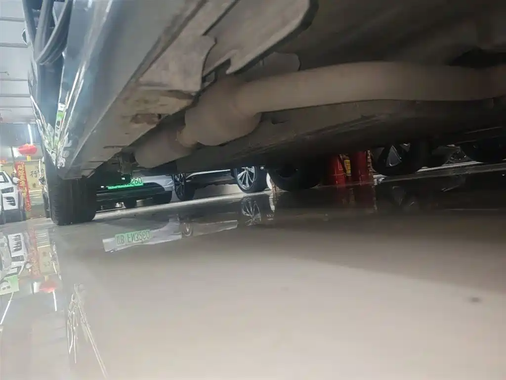 BYD Qin PLUS 2021 DM-i 55KM Flagship фото 21