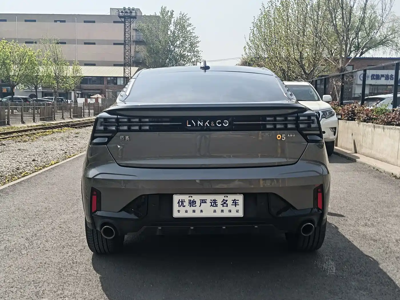 Lynk & Co 05 2020 2.0TD 4WD Halo Edition фото 8