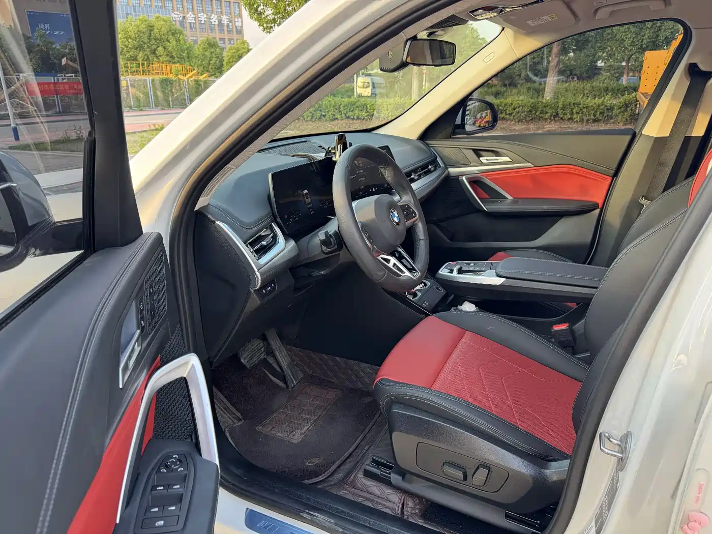 BMW X1 2024 sDrive25Li M Sport Package фото 7