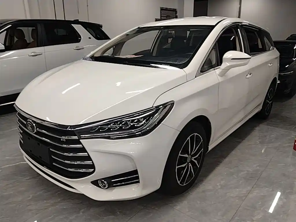 BYD Song MAX 2017 1.5T Auto Smart Luxury 7-Seater фото 2