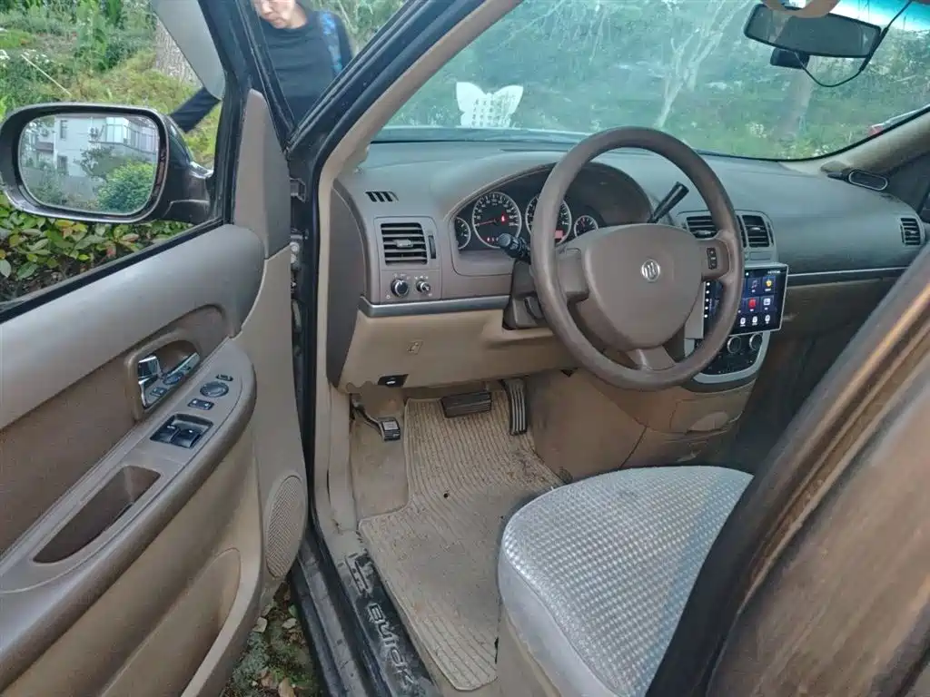 Buick GL8 2014 2.4L Classic Edition фото 14