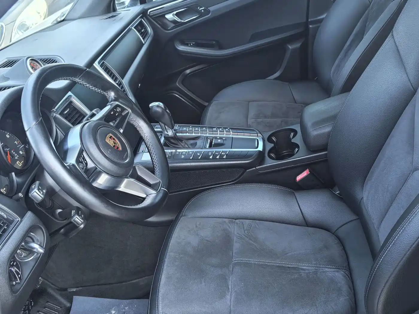 Фото 3 - Porsche Macan