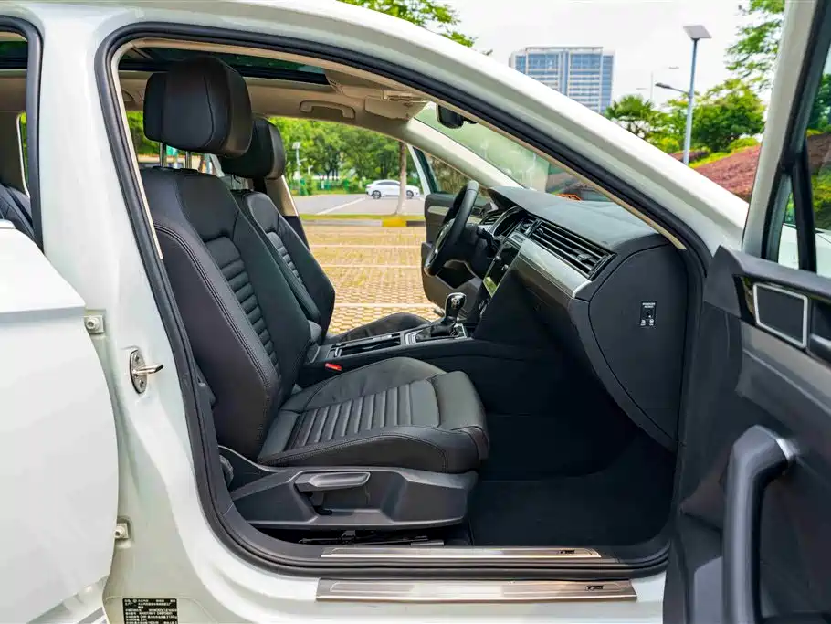 Volkswagen Weilan 2018 380TSI 2WD Comfort Edition фото 13