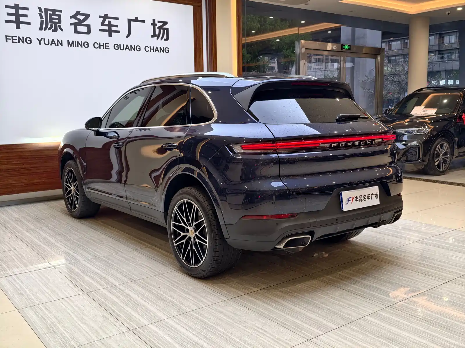 صورة 30 - Porsche Cayenne