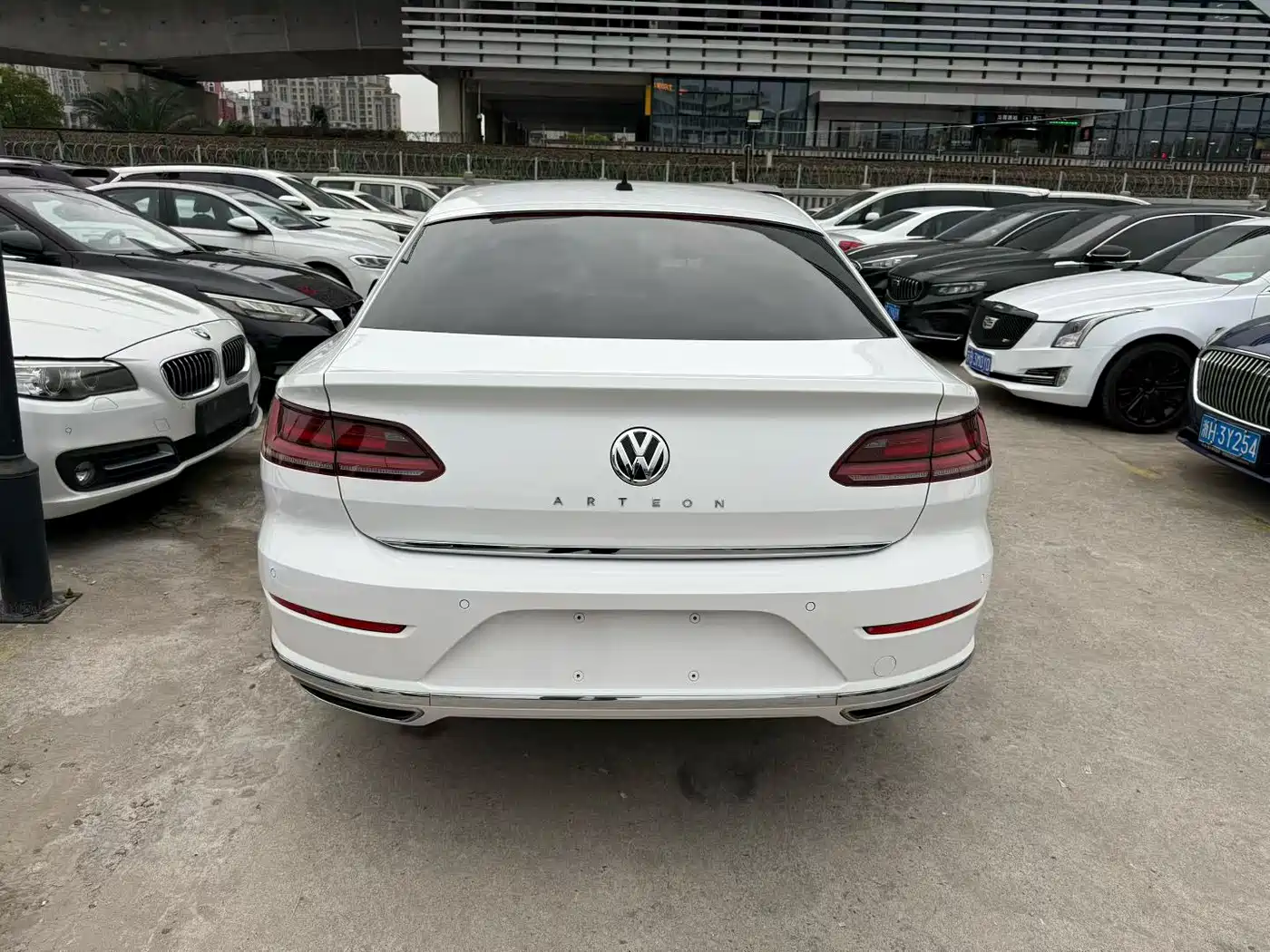Volkswagen FAW-Volkswagen CC 2020 330TSI Glamour Version China VI фото 7
