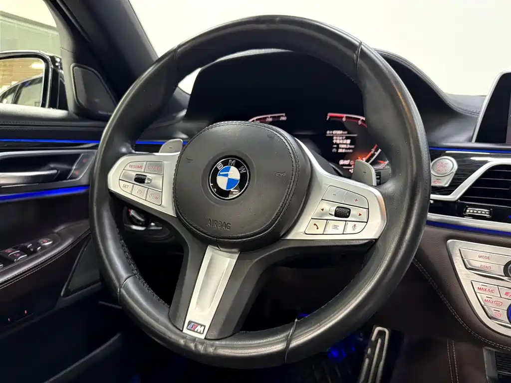 BMW 7 Series 2019 Facelift 730Li M Sport Package фото 14