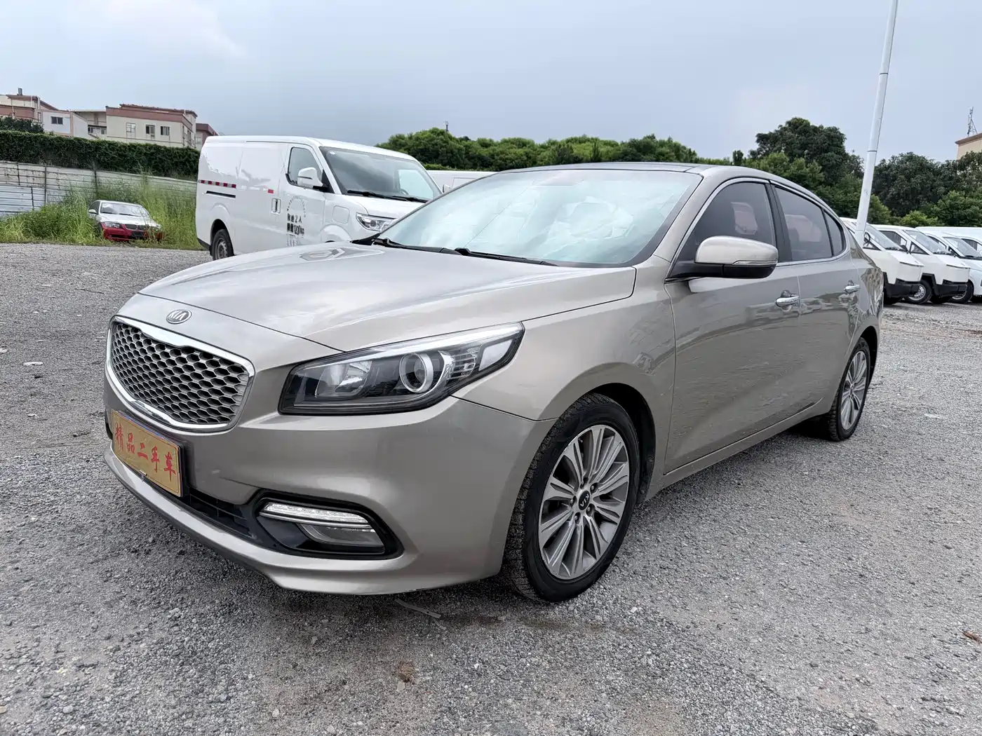 KIA K4