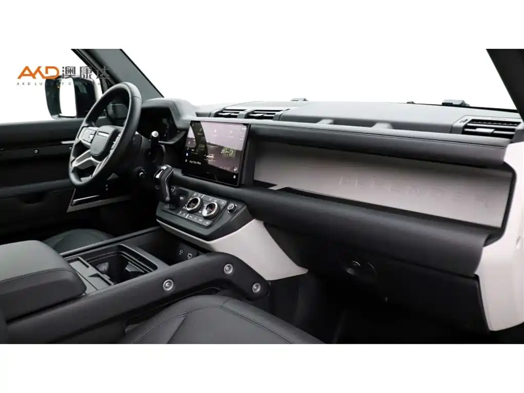 Land Rover Defender 2023 Facelift 90 3.0T P400 XS фото 6
