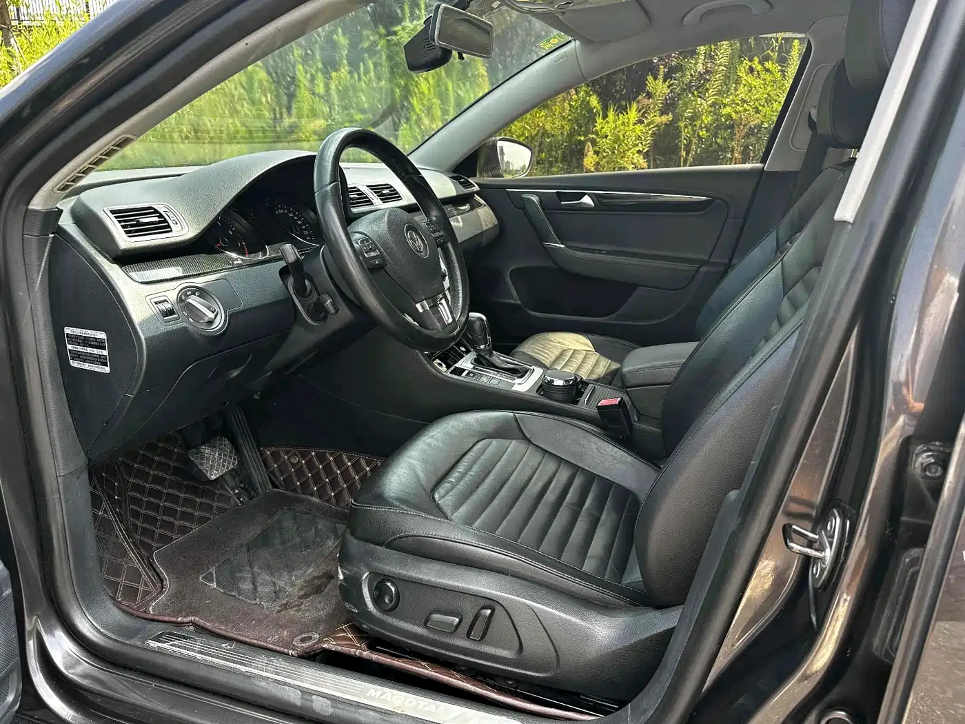 Volkswagen Magotan 2013 2.0TSI Luxury фото 5
