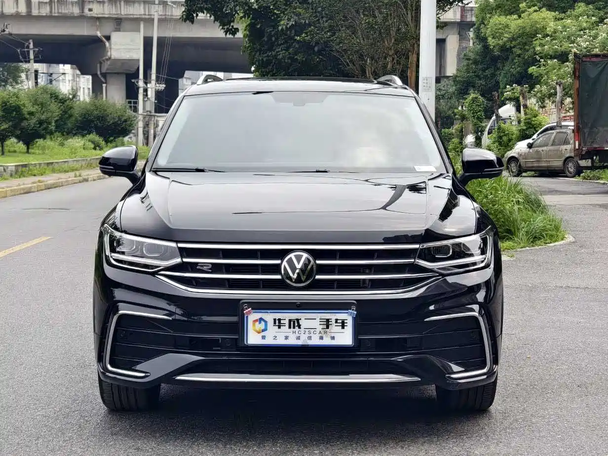 Volkswagen Tiguan L 2024 Outstanding 330TSI Auto 2WD R-Line Dragon Glory Edition фото 3