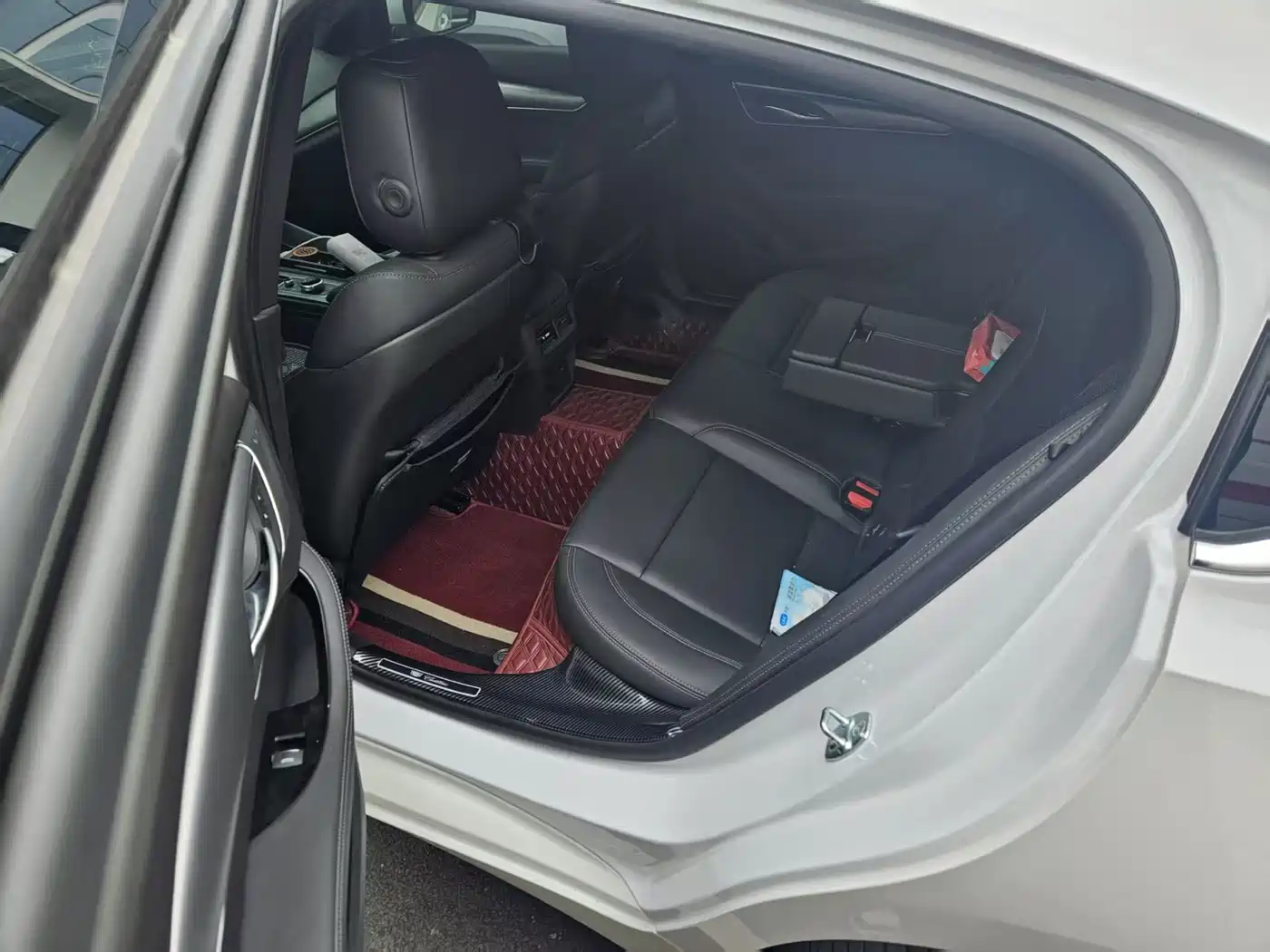 Cadillac CT5 2025 Model 28T Urban Sport Edition фото 9