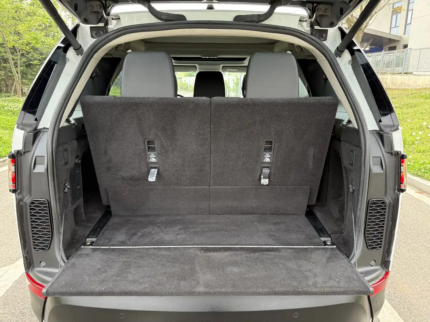Land Rover Discovery 2018 3.0 SC V6 HSE фото 9