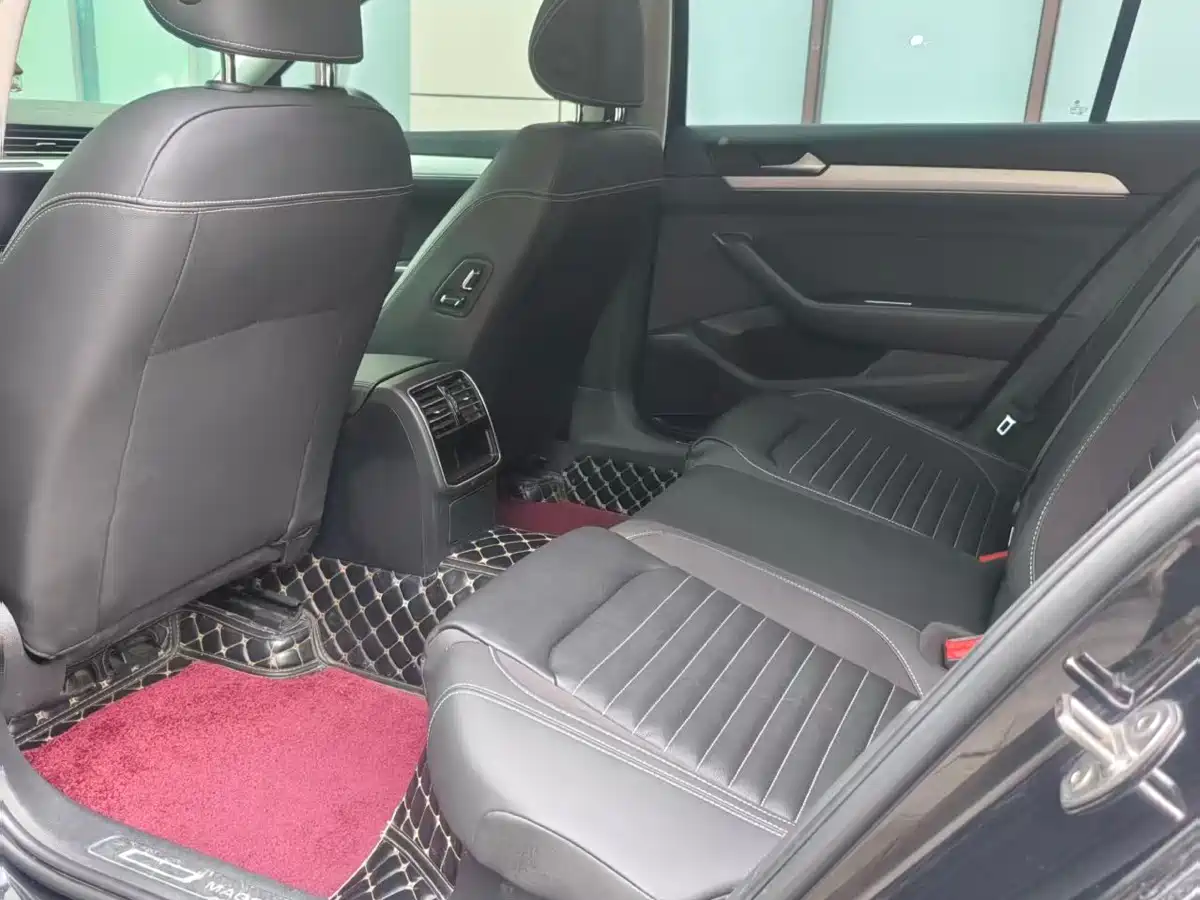 Volkswagen Magotan 2020 280TSI DSG Comfort фото 6