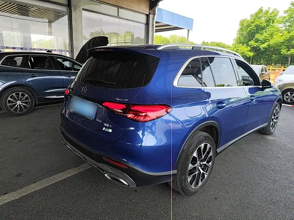Mercedes-Benz GLC 2023 Facelift GLC 260 L 4MATIC Sport 5-Seater фото 7