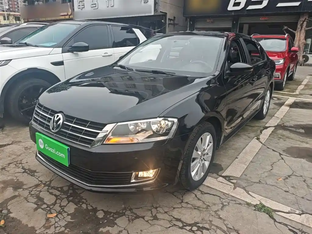 Volkswagen Lavida 2013 Facelift Classic 1.6L Automatic Comfort фото 2