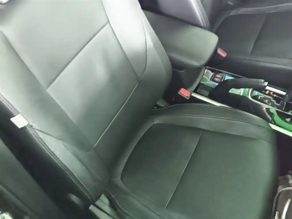 Mitsubishi Outlander 2018 2.0L 2WD Glory Edition 5-seater фото 25