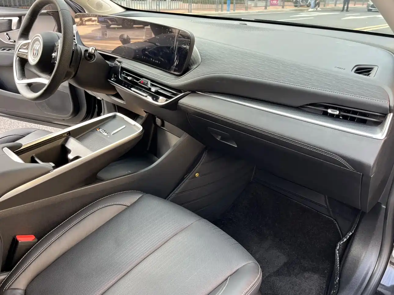 Buick LaCrosse 2023 28T Premium Edition фото 11