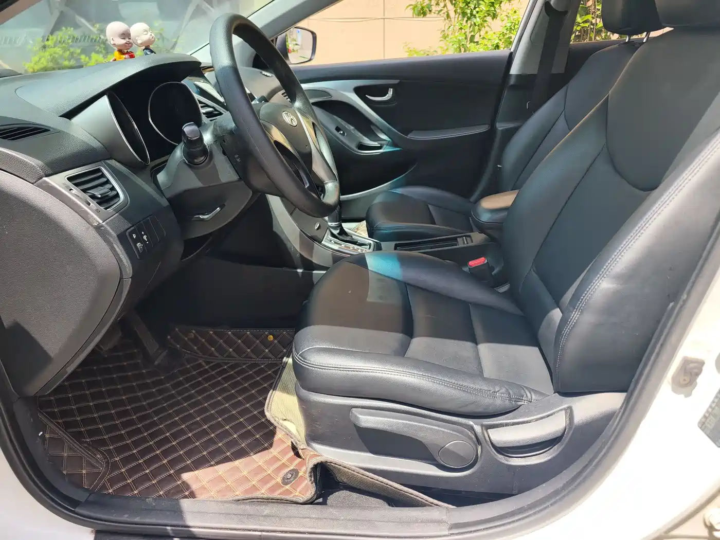 Hyundai Langdong 2015 1.6L Auto Premium фото 6