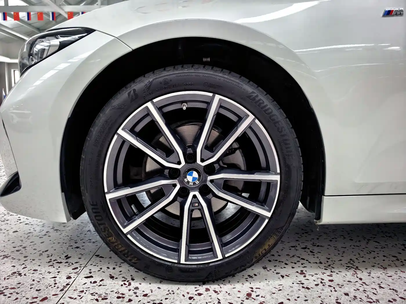 BMW 3 Series 2023 320Li M Sport Package фото 24