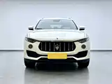 Photo 2 - Maserati Levante