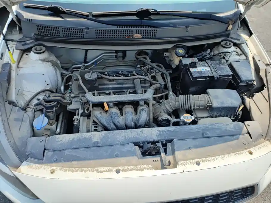 Hyundai Verna 2017 1.4L Manual Color Sunroof Edition (China V) фото 10