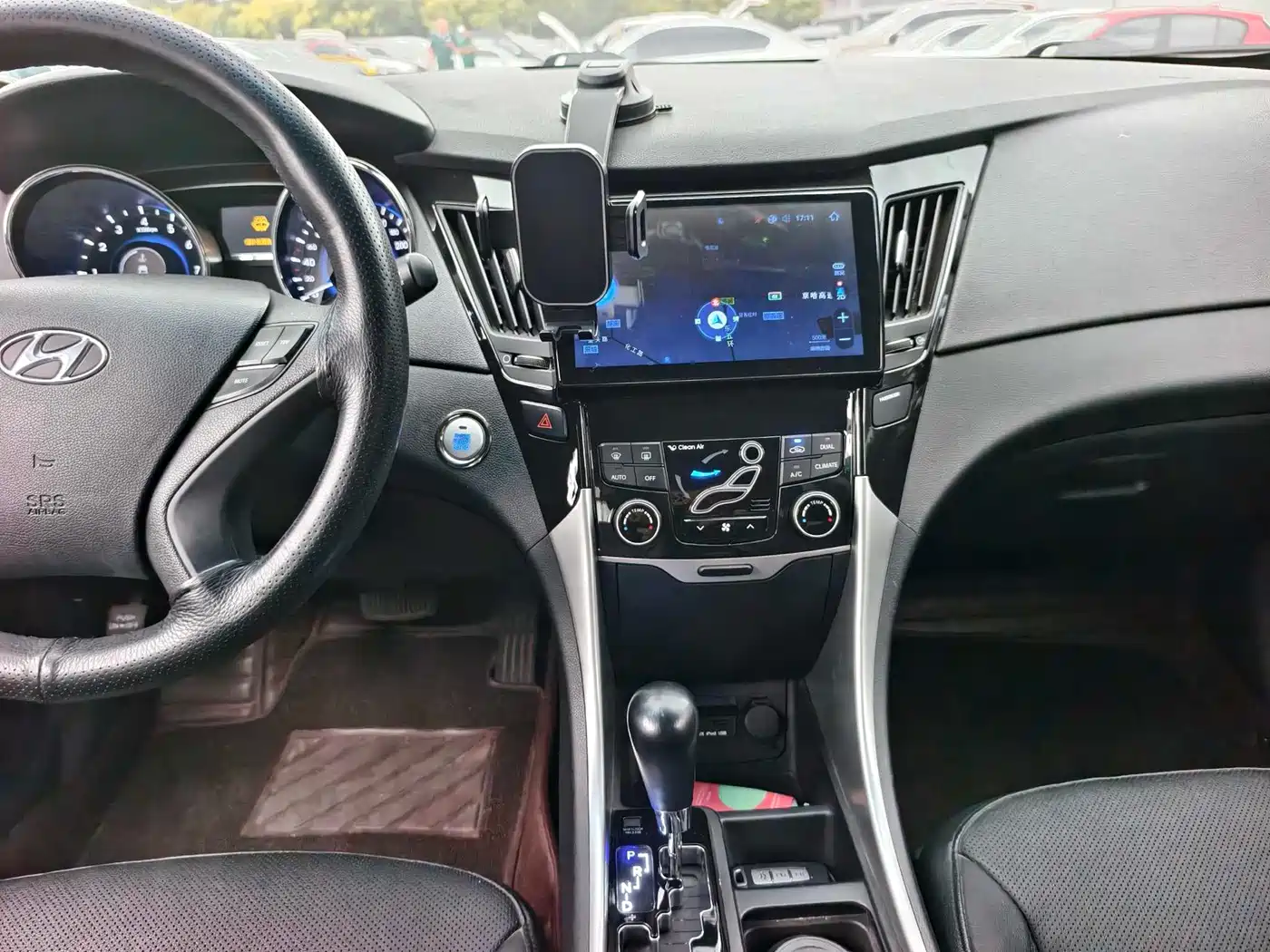 Фото 15 - Hyundai Sonata