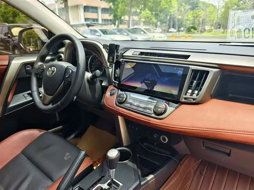 Toyota RAV4 Rongfang 2013 2.5L Auto 4WD Elite фото 16