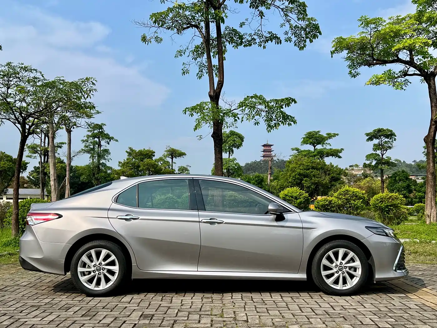 Toyota Camry 2021 2.0G Luxury Edition фото 8