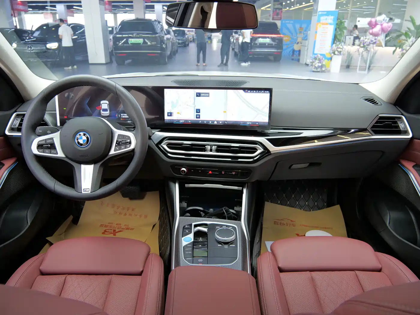 BMW i3 2024 eDrive 40 L Shadow Night Package фото 10
