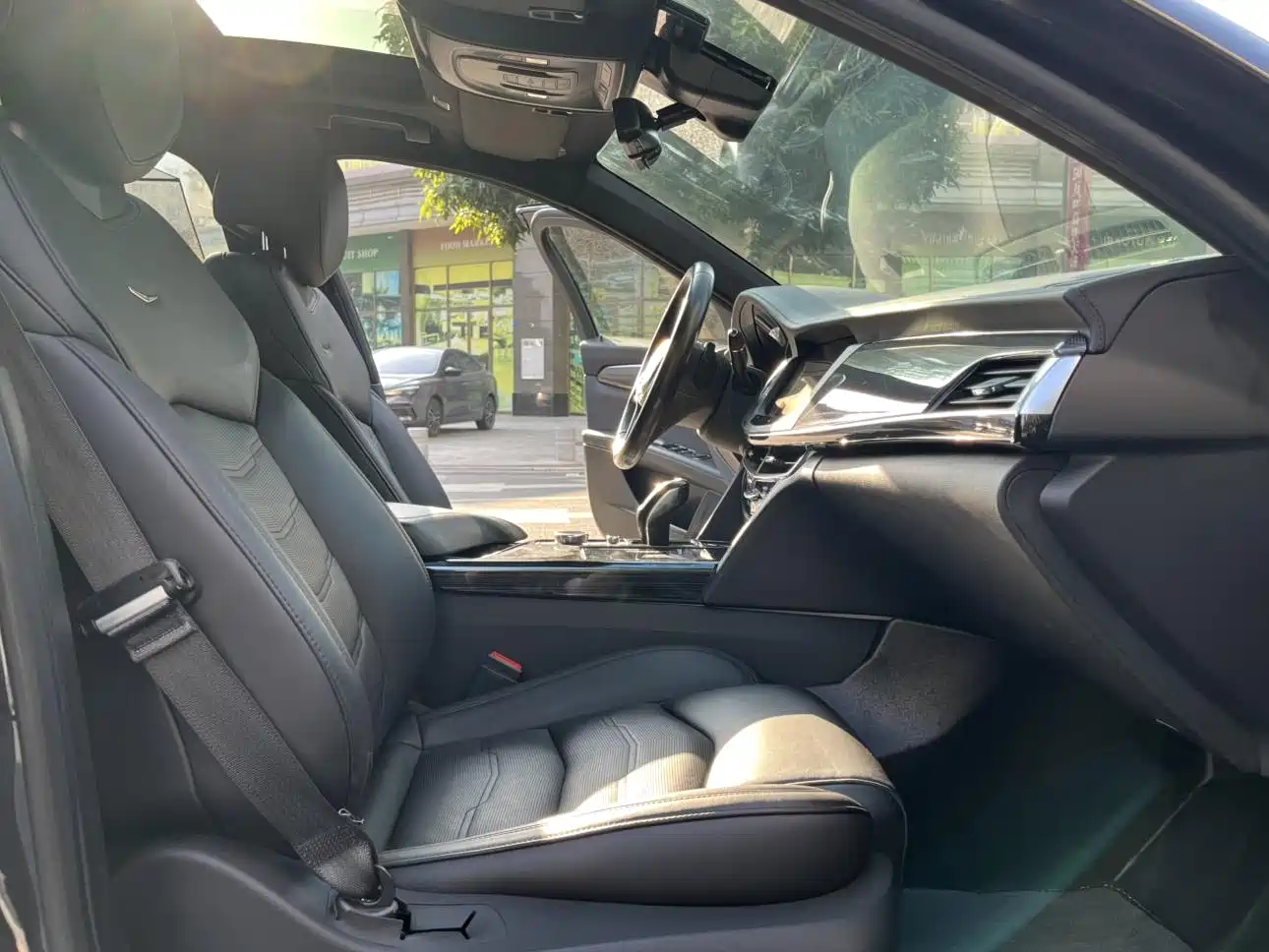 Cadillac CT6 2019 28T Leading Sport Model фото 15