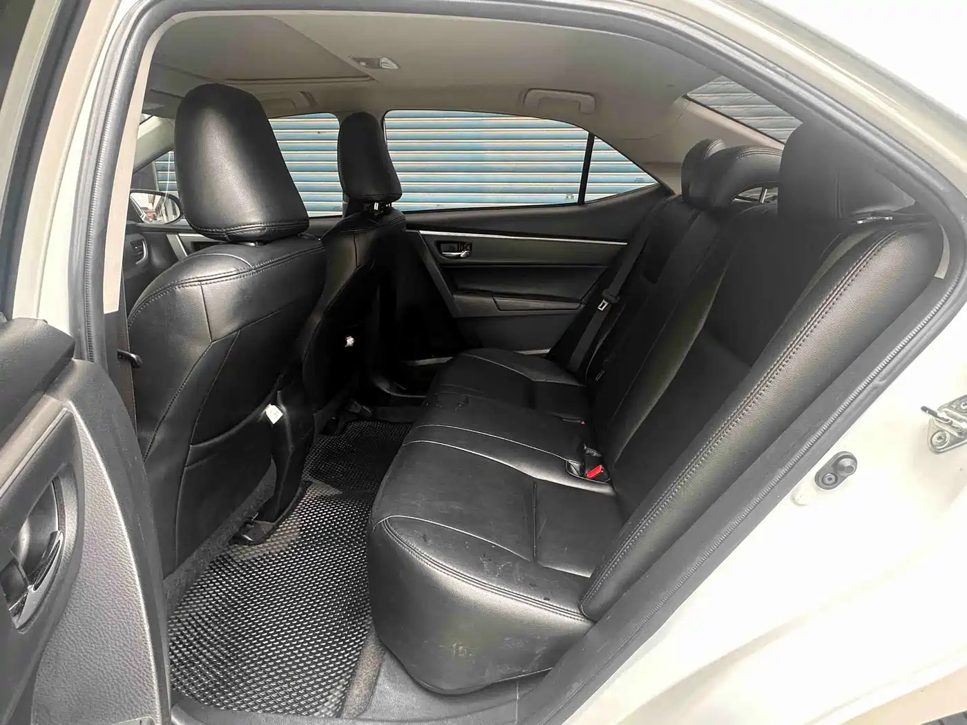 Toyota Levin 2014 1.6G CVT Elite Edition фото 5