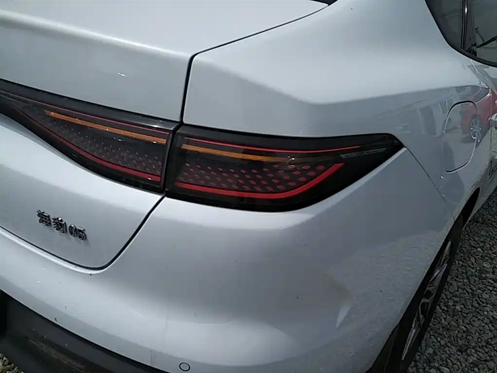 BYD Hai Bao 05 DM-i 2025 DM-i Smart Drive Edition 55KM Luxury фото 8