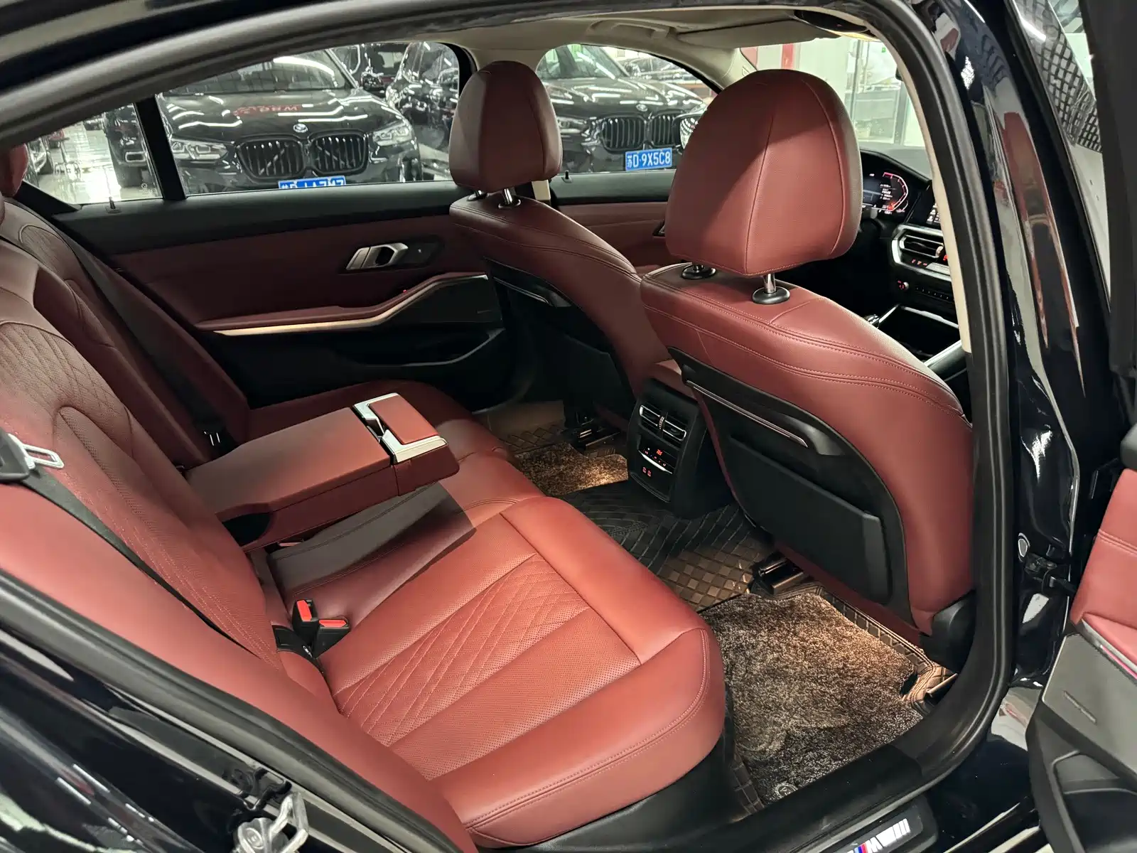 Фото 12 - BMW 3 Series