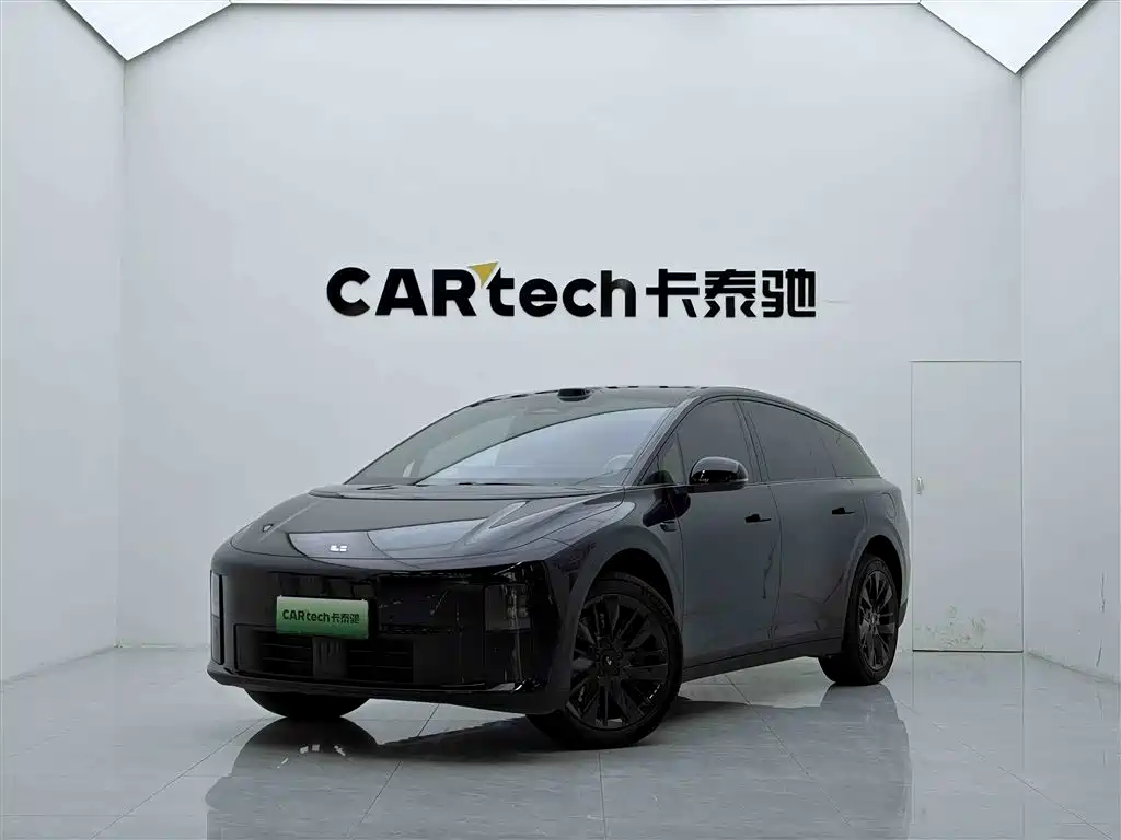 Li Auto i6 2025 4WD Base Model