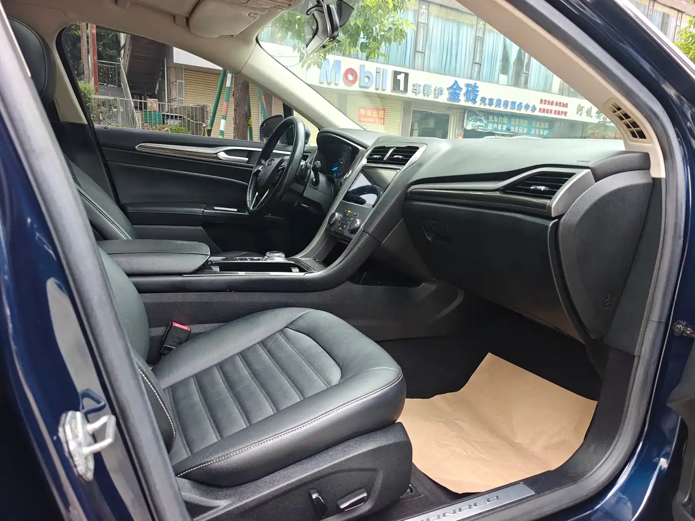 FORD MONDEO