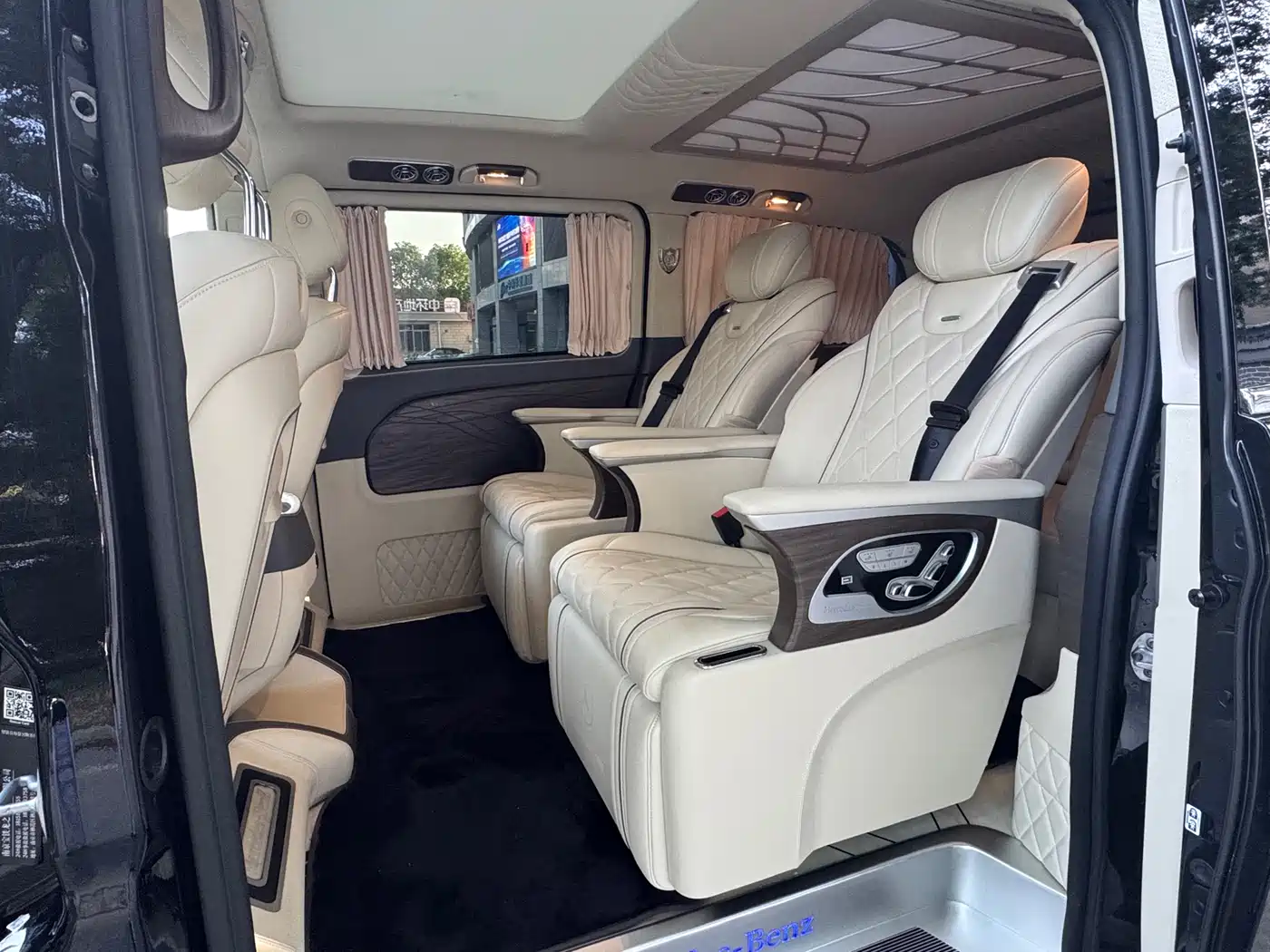 Mercedes-Benz V-Class 2021 V 260 Pilot Edition фото 6