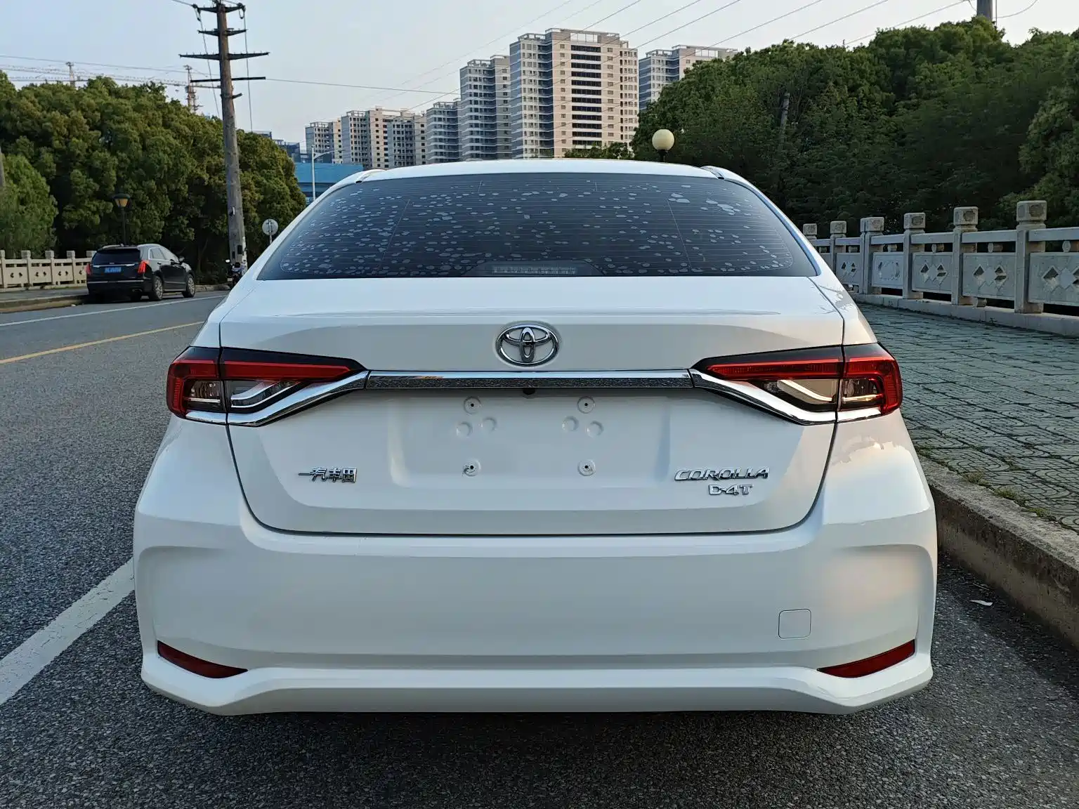 Photo 3 - Toyota Corolla